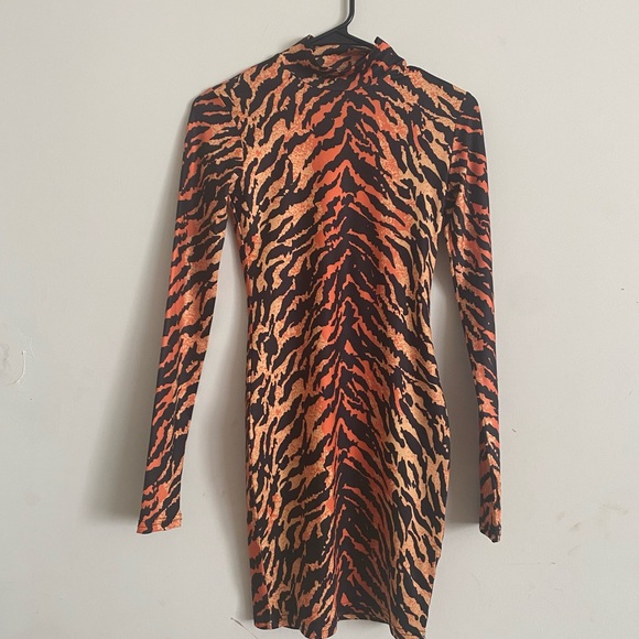 Dresses & Skirts - Tiger Print Bodycon Dress